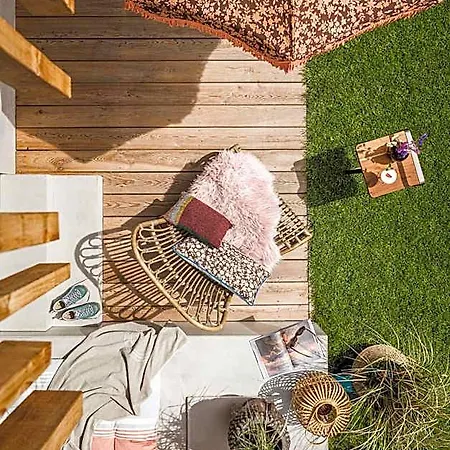 Coolnest Hotel