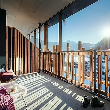 Coolnest 4*